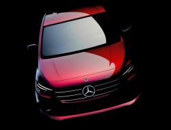Новый Mercedes-Benz T-класса готов к дебюту: дата премьеры и первое изображение