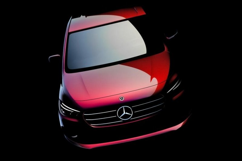 Новый Mercedes-Benz T-класса готов к дебюту: дата премьеры и первое изображение