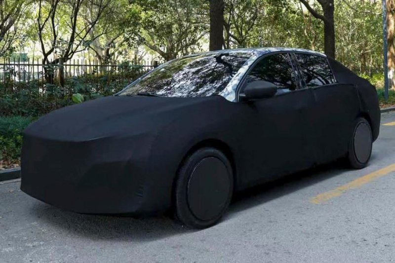 Новый Peugeot 408 сфотографировали на дороге