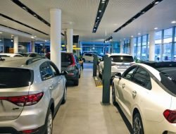 Очередное рекордное подорожание: Kia повысила цены на 200-600 тысяч рублей