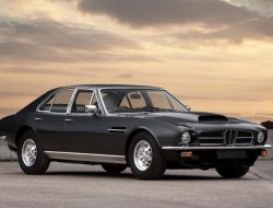 Одну из самых редких моделей Aston Martin пустят с молотка