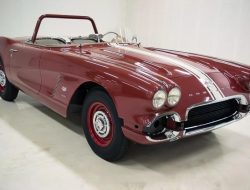 Посмотрите на 60-летний Chevrolet Corvette, который выглядит как новый