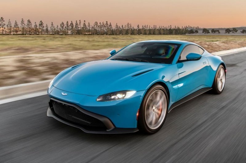Посмотрите на бронированный Aston Martin Vantage со встроенными электрошокерами