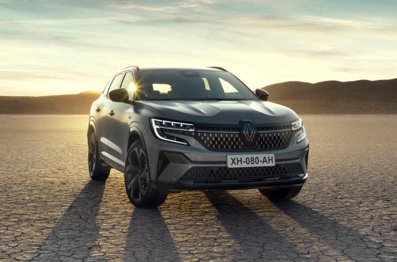 Представлен новый кроссовер Renault Austral с 32 системами помощи водителю