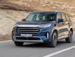 Премиум-кроссоверы Chery подорожали почти на полмиллиона рублей