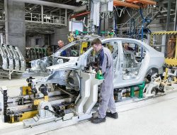 Раскрыт довольно странный список автозаводов, которые власти хотят национализировать
