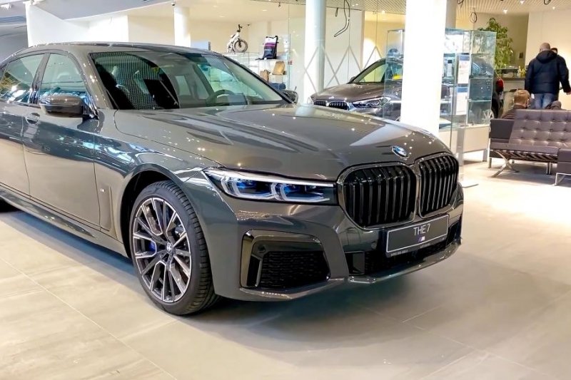 Российский офис BMW объяснил ситуацию с приостановкой поставок автомобилей