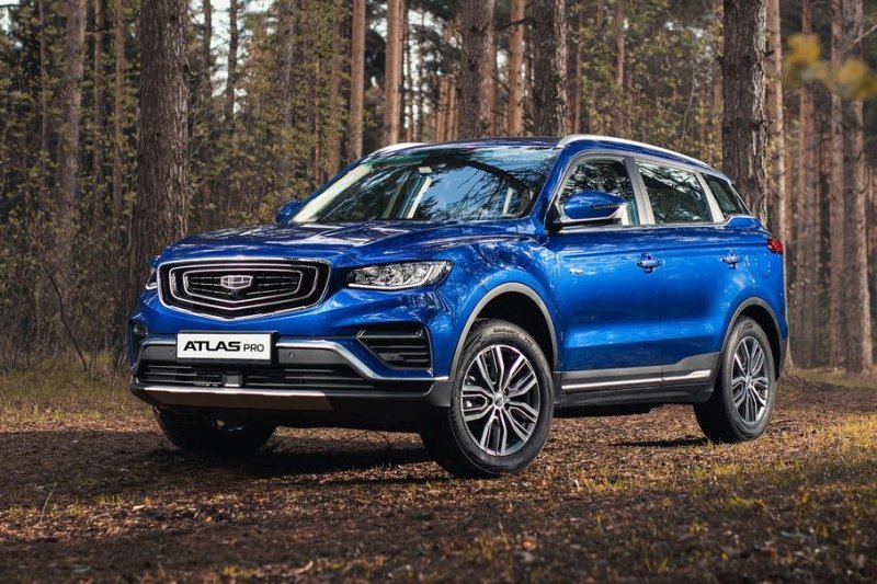 Самым популярным автомобилем Geely в России впервые стал Atlas Pro