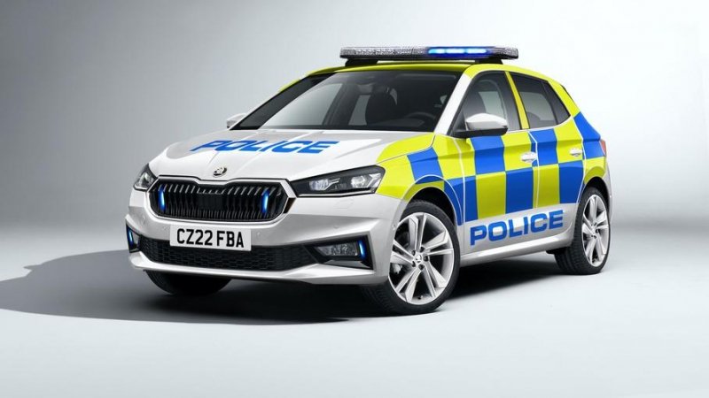 Skoda превратила новую Fabia в полицейскую машину