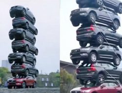 Видео: Volvo построила башню из семи кроссоверов XC60