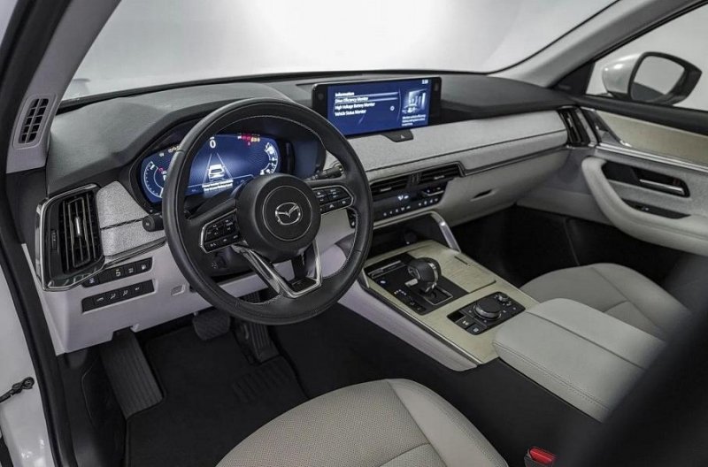 Внешность и салон Mazda CX-60 раскрыли на официальных снимках