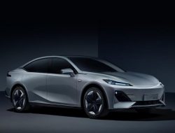 258 л.с. и 5,9 секунды до «сотни»: Changan готовит электроседан размером с Toyota Camry
