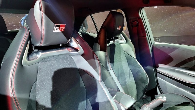 
            Toyota выпустила полноприводный хэтчбек GR Corolla с 304-сильным мотором
        