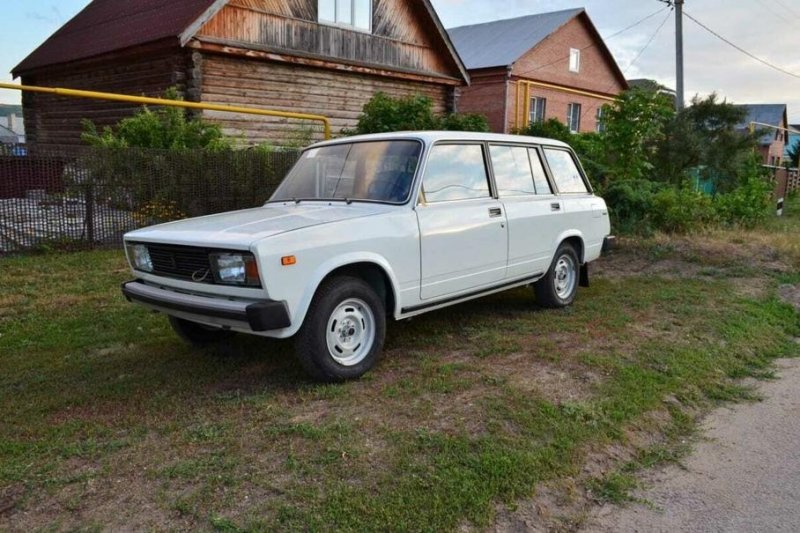 30-летний ВАЗ-2104 без пробега продают по цене топового Hyundai Palisade
