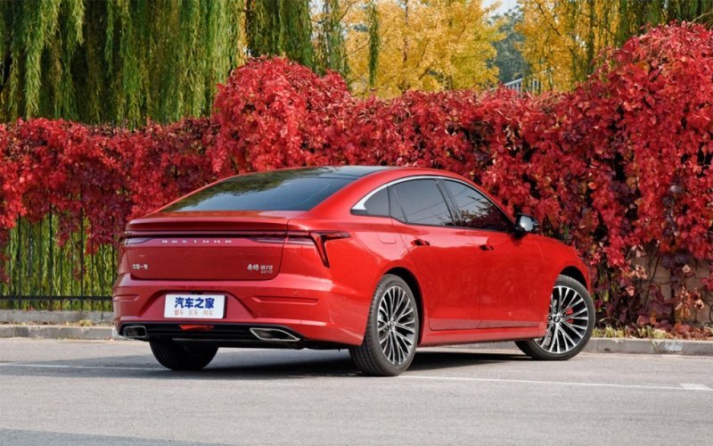 
            Какие автомобили скоро появятся в России: 8 интересных новинок
        