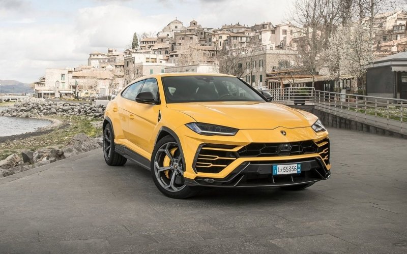 
            Lamborghini продала рекордное количество машин в начале 2022 года
        