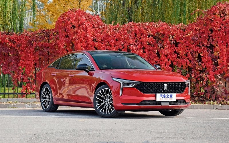 
            Какие автомобили скоро появятся в России: 8 интересных новинок
        