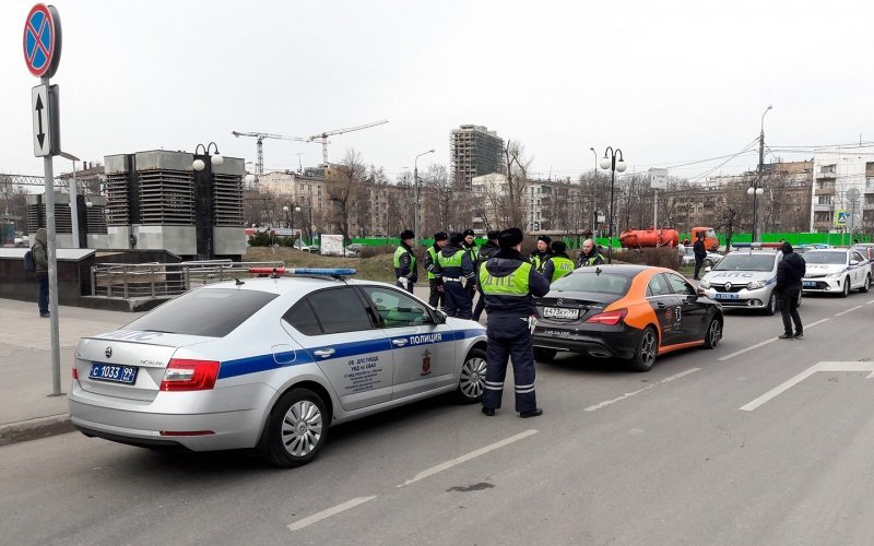 
            ГИБДД начала массовые проверки водителей каршеринга
        