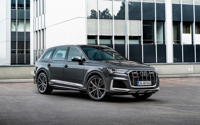
            Audi отправит на сервис более 1,2 тыс. новых автомобилей в России
        