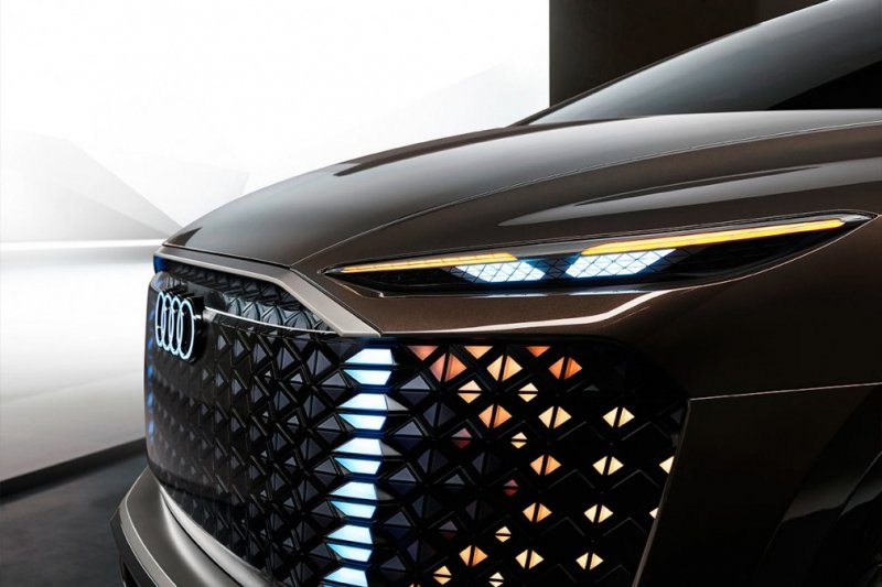 
            Audi представила концепт первого минивэна Urbansphere
        