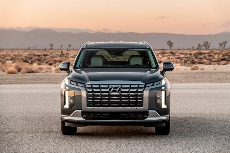 
            Hyundai представил обновленный кроссовер Palisade
        