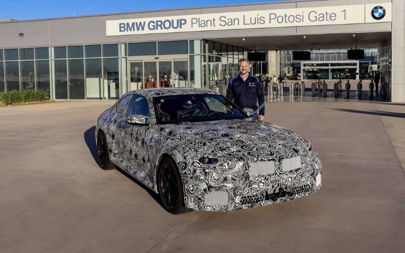 
            BMW анонсировала купе M2 нового поколения
        