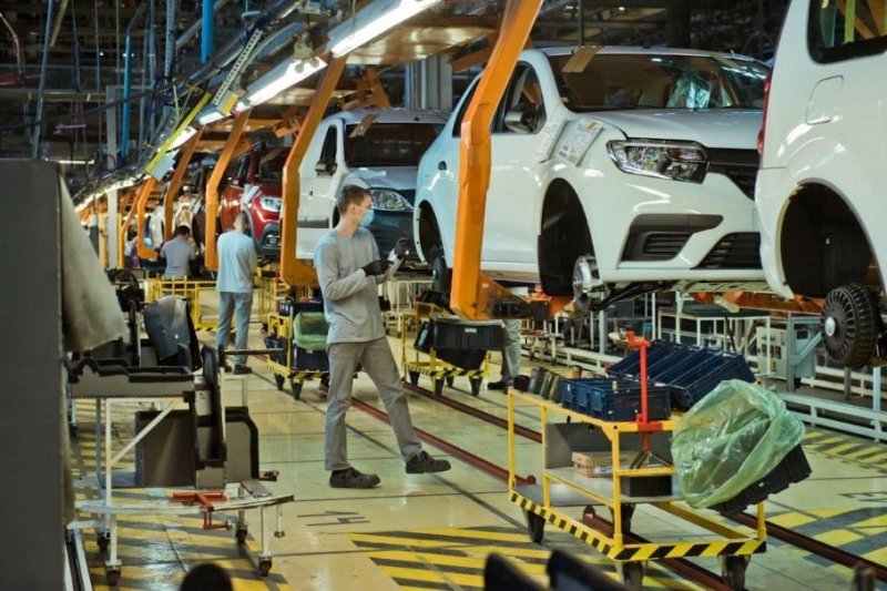 АвтоВАЗ может потерять сразу несколько моделей в случае ухода Renault