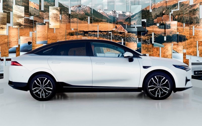 
            Китайский XPeng начал европейские продажи конкурента Tesla Model 3
        
