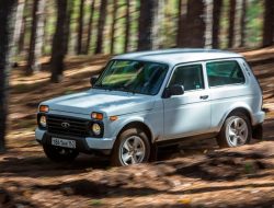 Lada Niva лишила Hyundai Creta титула главного внедорожника в России