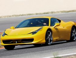 Ferrari отправит в ремонт 2 тыс. спорткаров из-за проблем с тормозом