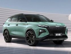Dongfeng показал новый кроссовер со стильным салоном