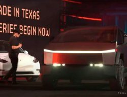 Tesla показала новую версию электрического пикапа Cybertruck
