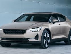 Электрический лифтбек Polestar 2 стал дальнобойнее