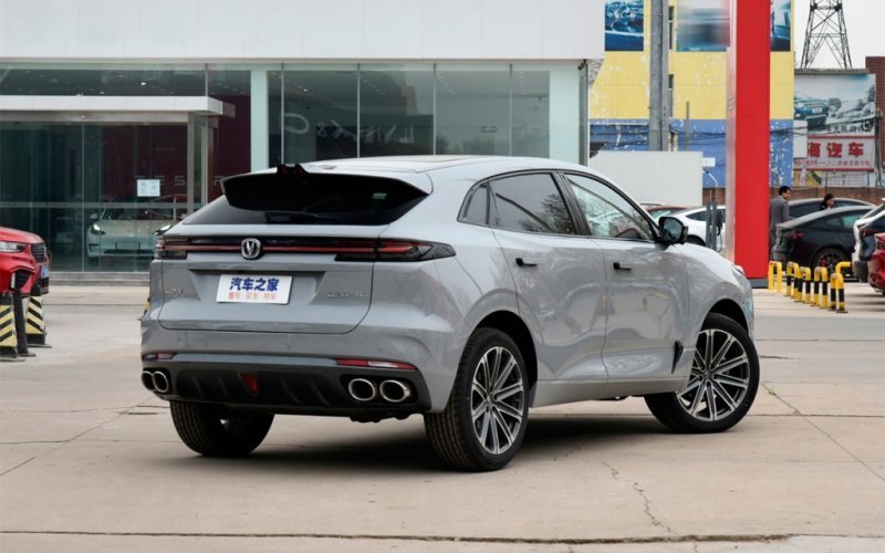 
            Какие автомобили скоро появятся в России: 8 интересных новинок
        