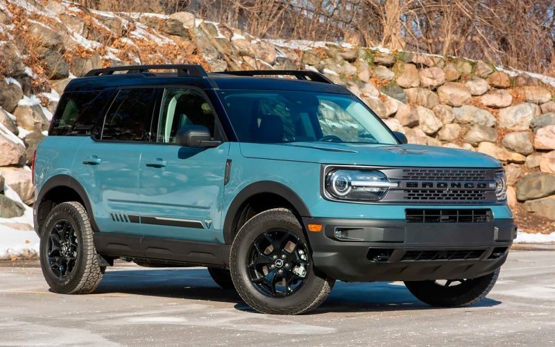 
            Ford отзовет более 700 тыс. машин из-за риска пожара и проблем с тормозом
        