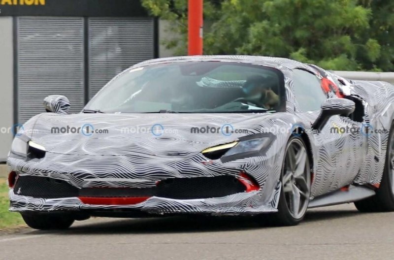 Ferrari анонсировала загадочную «открытую» новинку