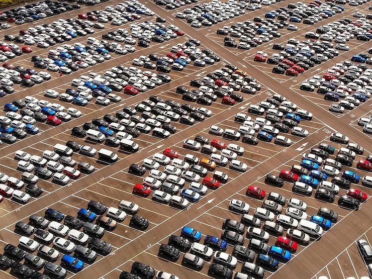 К концу 2022 года российский авторынок рухнет на 50%