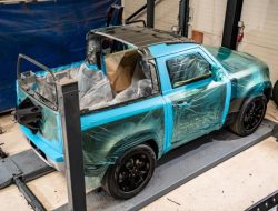 Кабриолет на базе нового Land Rover Defender: первые фотографии