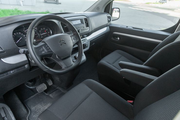 Копни глубже — найдешь получше: тест-драйв обновленного Citroёn SpaceТourer