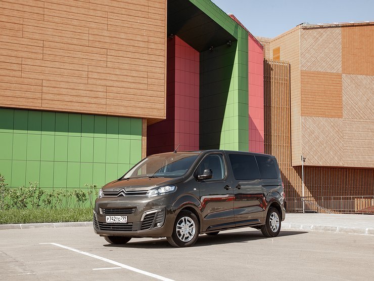 Копни глубже — найдешь получше: тест-драйв обновленного Citroёn SpaceТourer
