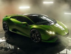 Lamborghini представила заднеприводное купе Huracаn Tecnica