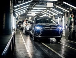 Mitsubishi остановила производство автомобилей в России