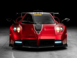 Названа дата премьеры нового суперкара Pagani