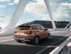 Не для продаж: АВТОВАЗ начал выпуск новой LADA Vesta