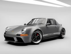 Немцы построили 460-сильный рестомод Porsche в стиле Singer