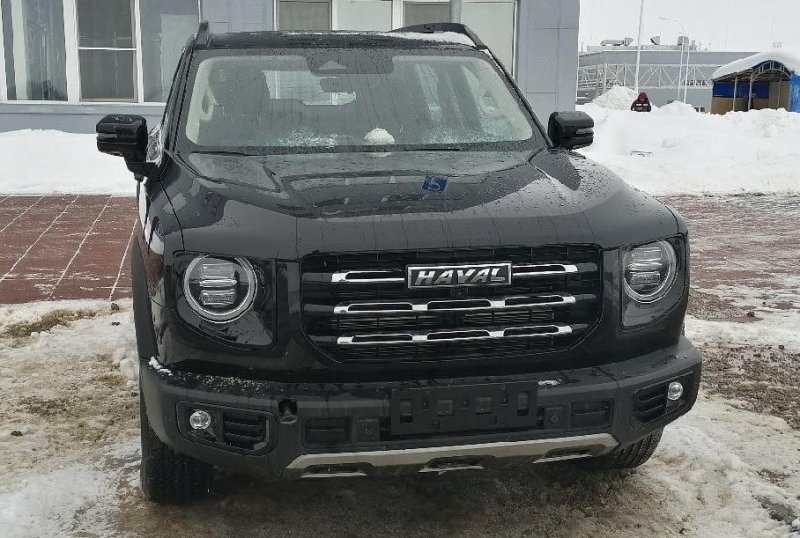 Опубликованы «живые» снимки нового кроссовера Haval для России