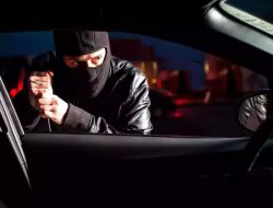 Перечислены автомобили, у которых чаще всего воруют детали