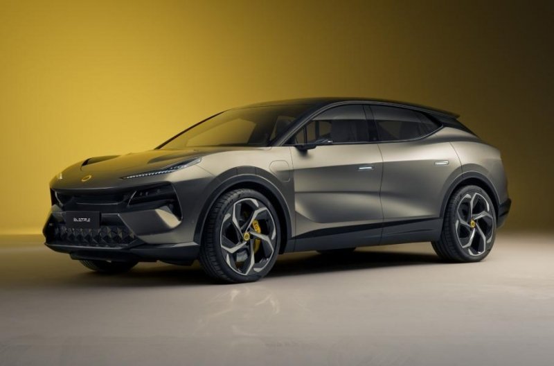 Первый гиперкроссовер от Lotus, Mercedes-Benz T-Class и семиместный Jeep Meridian: главное за неделю