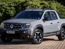 Пикап Renault Duster обновился, получил новый салон и турбомотор