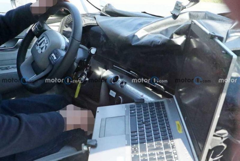 Появились фотографии нового поколения Hyundai Kona